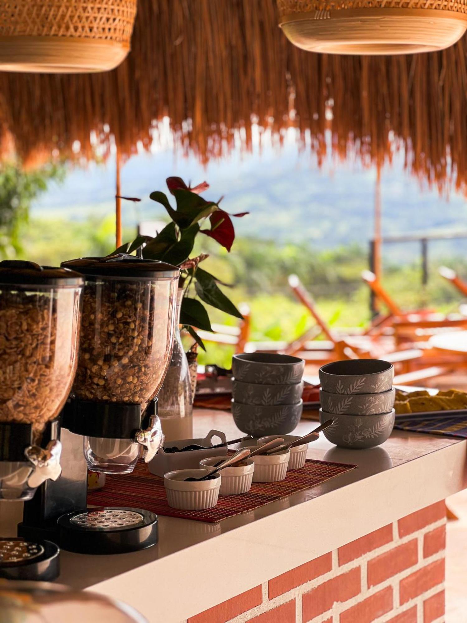 Fina Estampa Country Hotel - Mayores De 10 Anos - Tamesis Ngoại thất bức ảnh